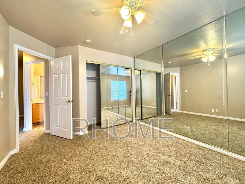 Amazing 4 Bed 2.5 Bath Townhome In Sandy property image