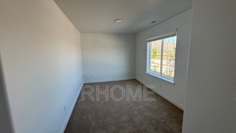 Brand new 3 Bedroom 3 Bath in Payson! property image