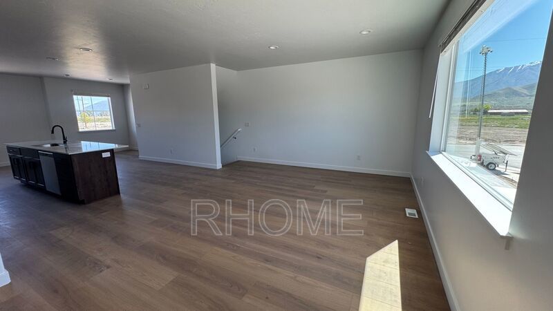 Brand new 3 Bedroom 3 Bath in Payson! property image