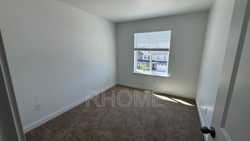 Brand new 3 Bedroom 3 Bath in Payson! property image