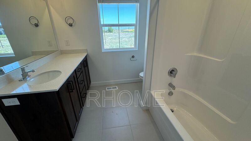 Brand new 3 Bedroom 3 Bath in Payson! property image