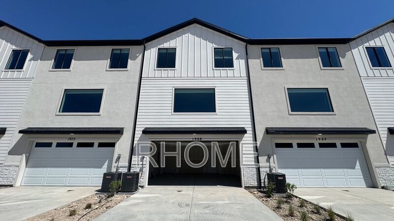 Brand new 3 Bedroom 3 Bath in Payson! property image