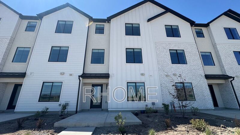 Brand new 3 Bedroom 3 Bath in Payson! property image