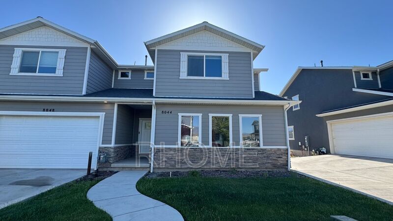 3 bedroom 2.5 bathroom in Eagle Mountain property image