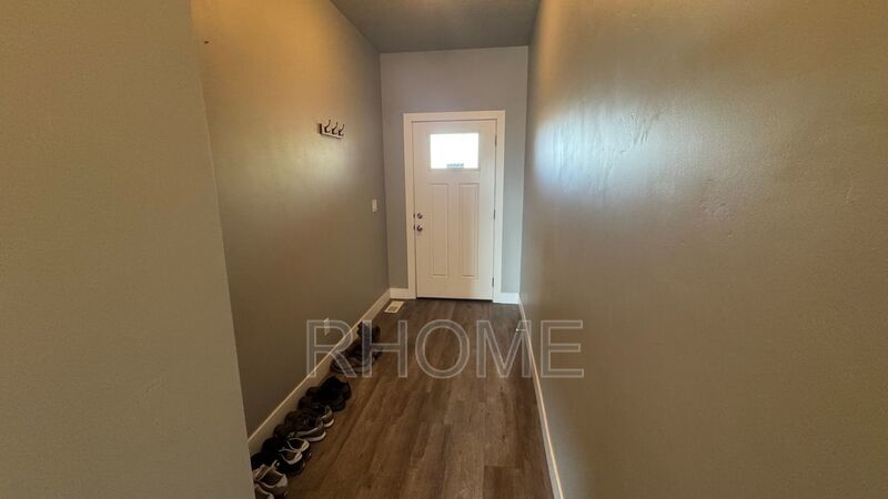 3 bedroom 2.5 bathroom in Eagle Mountain property image