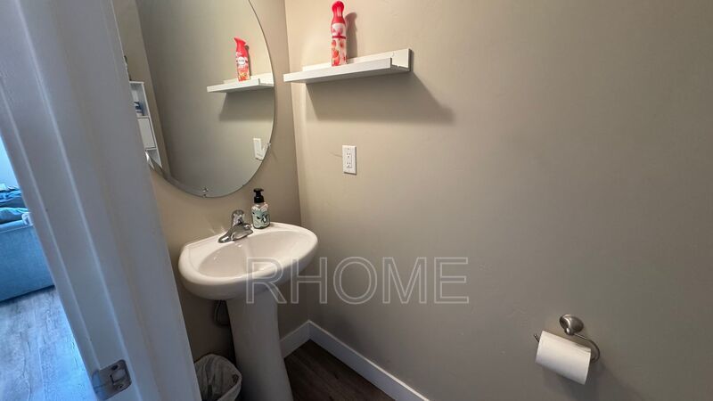 3 bedroom 2.5 bathroom in Eagle Mountain property image