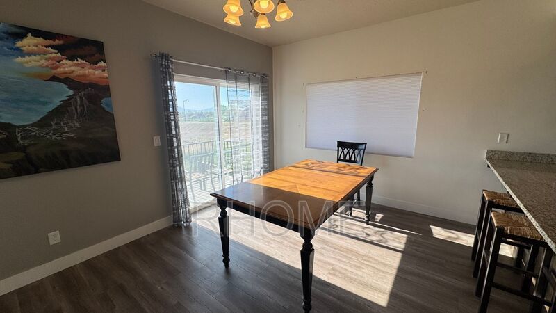 3 bedroom 2.5 bathroom in Eagle Mountain property image