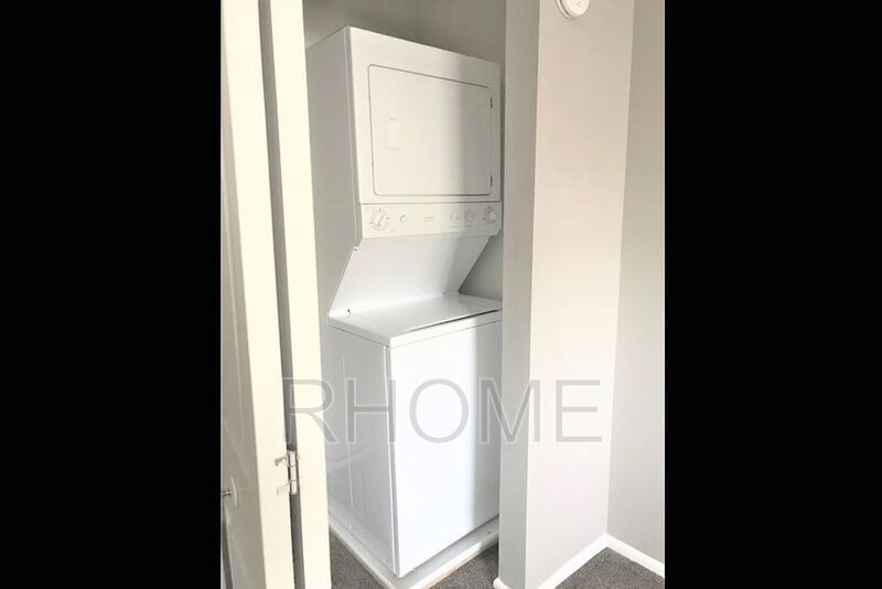 2 Bedroom Apartment ~ Great Location ~ Gated Community property image