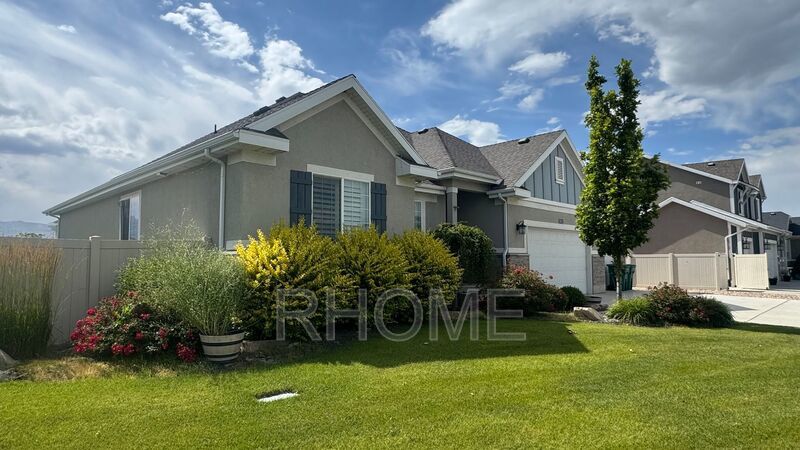 7 Bedroom 3 bath Home in Riverton property image