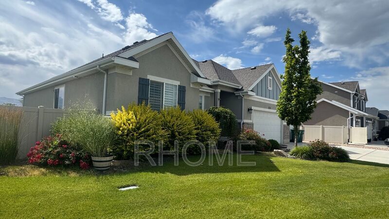 7 Bedroom 3 bath Home in Riverton property image