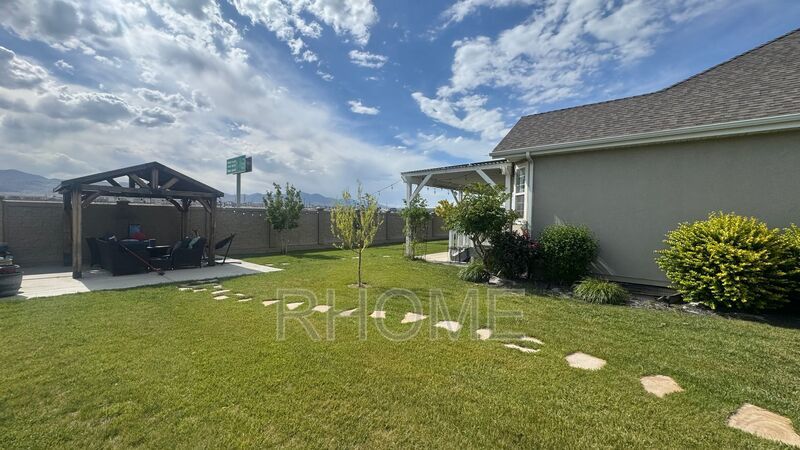 7 Bedroom 3 bath Home in Riverton property image