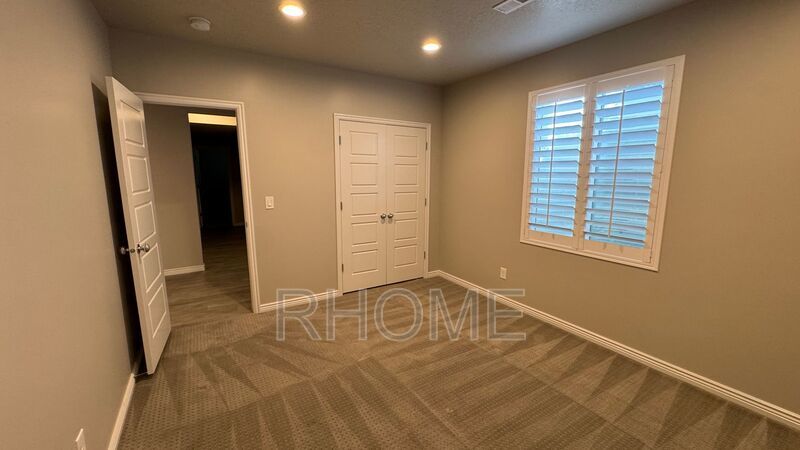 7 Bedroom 3 bath Home in Riverton property image