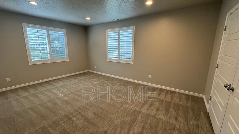 7 Bedroom 3 bath Home in Riverton property image