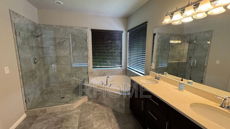 7 Bedroom 3 bath Home in Riverton property image