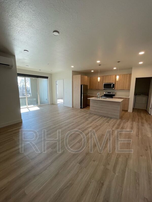 2 Bedroom 2 Bath apartment in downtown Lehi Main ST. property image