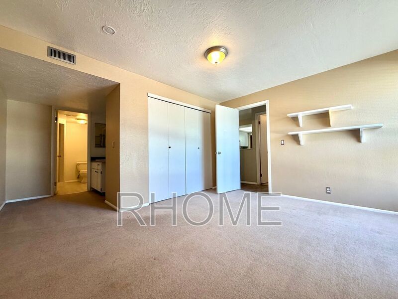2 Bedroom Condo ~ Top-Floor ~ Milcreek property image