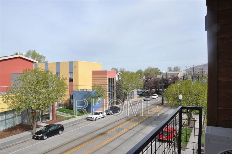 Great 1 Bed 1 Bath Secure Condo in Downtown SLC! property image