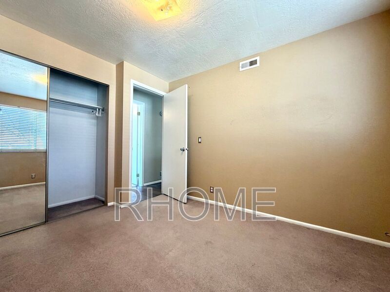 2 Bedroom Condo ~ Top-Floor ~ Milcreek property image