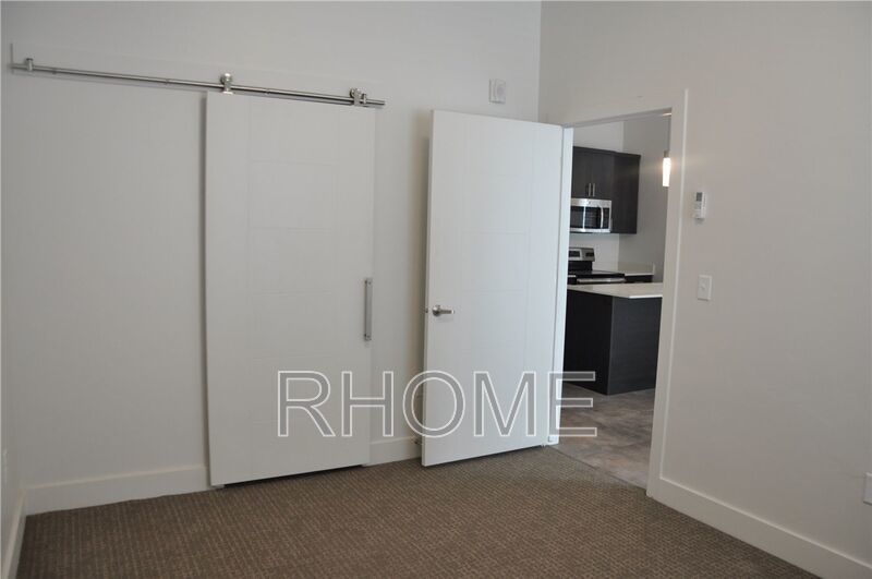 Great 1 Bed 1 Bath Secure Condo in Downtown SLC! property image