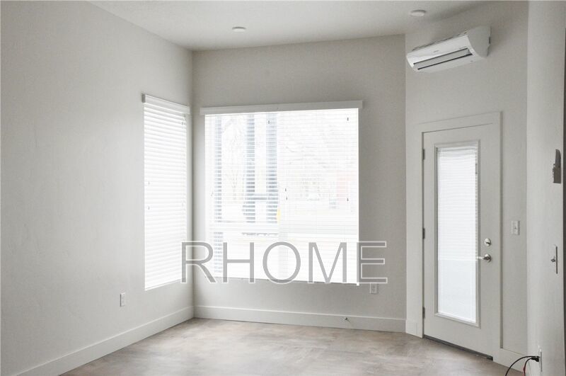 Great 1 Bed 1 Bath Secure Condo in Downtown SLC! property image