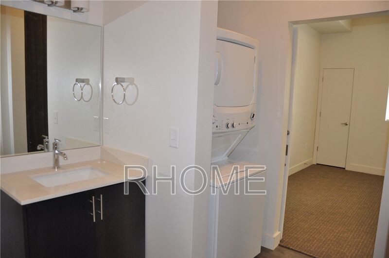 Great 1 Bed 1 Bath Secure Condo in Downtown SLC! property image