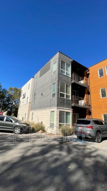 1 Bedroom 1 Bathroom Secure Apartment in the heart of Salt Lake City! property image
