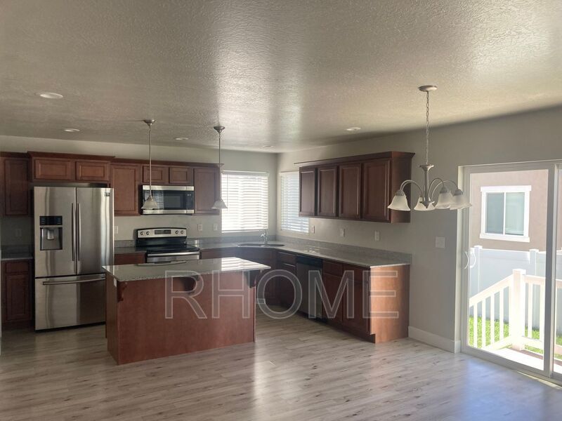 4 Bedroom House ~ Great Location in Lehi property image