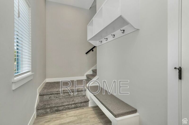 2 Bedroom Townhouse ~ Must see Day Millcreek! property image