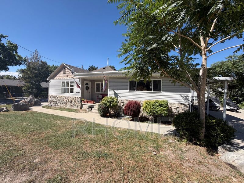 4270 S 2300 E property image