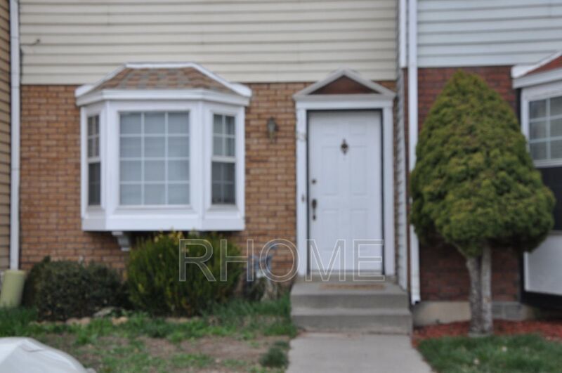 Beautiful 2 bed 1.5 bath town home in Lehi property image
