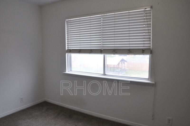 Beautiful 2 bed 1.5 bath town home in Lehi property image