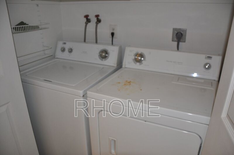 Beautiful 2 bed 1.5 bath town home in Lehi property image